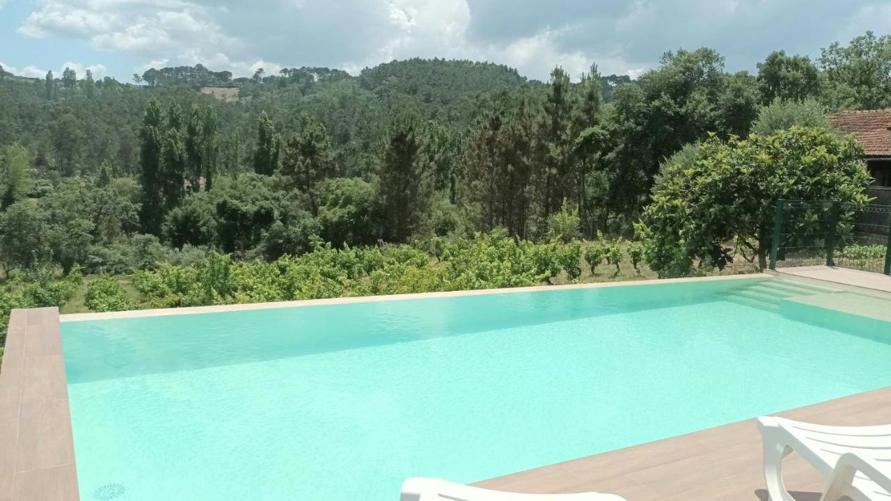 Affittacamere Casa Da Costureira Olival Esterno foto